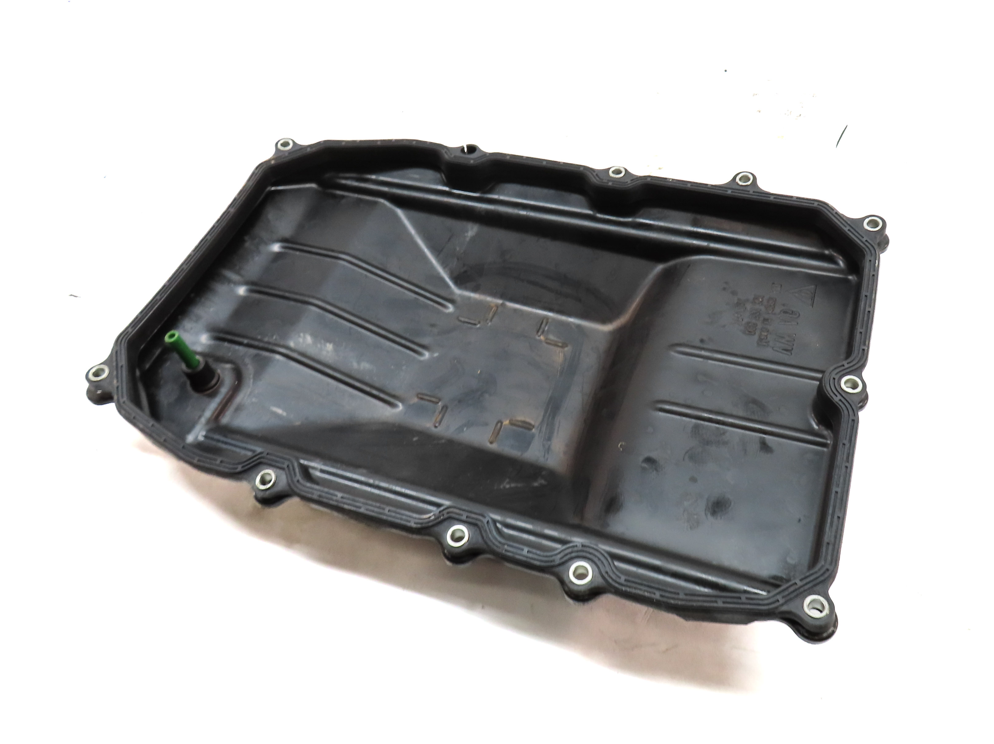 11-18 PORSCHE CAYENNE PANAMERA (958 970 G1) 3.0L HYBRID TRANSMISSION OIL PAN — exact item pictured